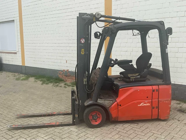 2013 linde e16-01 vorkheftruck - afbeelding 22 van  24