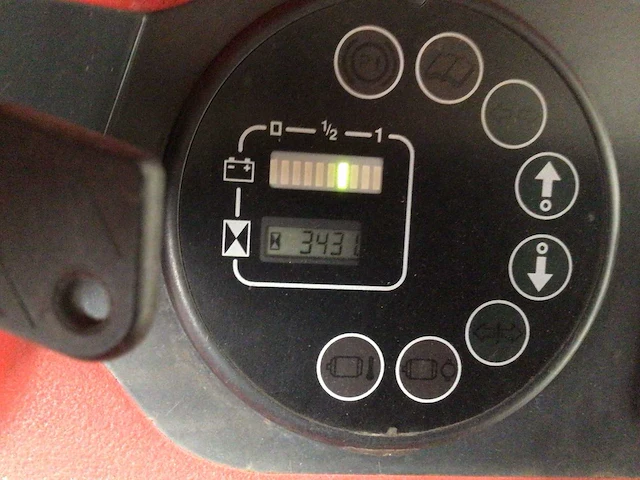 2013 linde p60 industriële trekker - afbeelding 2 van  10