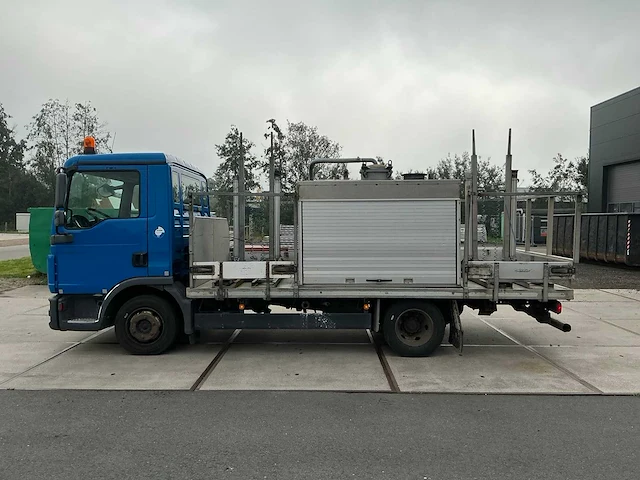 2013 man tgl vrachtwagen met opbouw - afbeelding 31 van  35