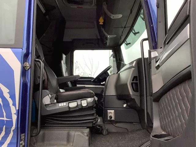 2013 man tgx vrachtwagen - afbeelding 22 van  33