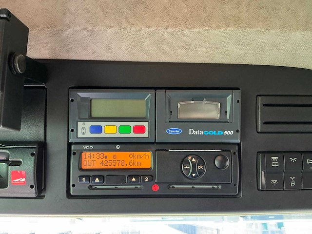 2013 mercedes-benz actros 2542 geconditioneerde vrachtwagen - afbeelding 19 van  36