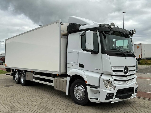 2013 mercedes-benz actros 2542 geconditioneerde vrachtwagen - afbeelding 23 van  36