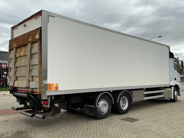 2013 mercedes-benz actros 2542 geconditioneerde vrachtwagen - afbeelding 31 van  36