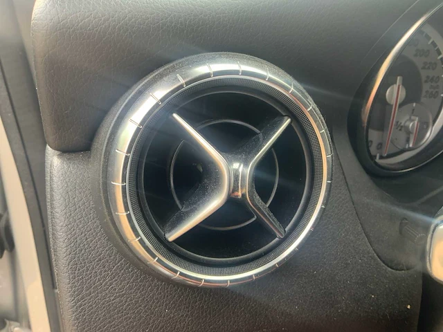 2013 mercedes-benz cla-klasse personenauto - afbeelding 25 van  49