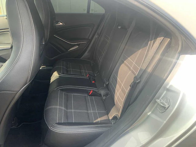2013 mercedes-benz cla-klasse personenauto - afbeelding 27 van  49