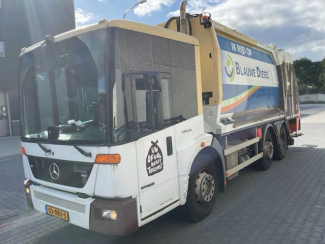2013 mercedes-benz vuilniswagen vuilniswagen - afbeelding 13 van  40