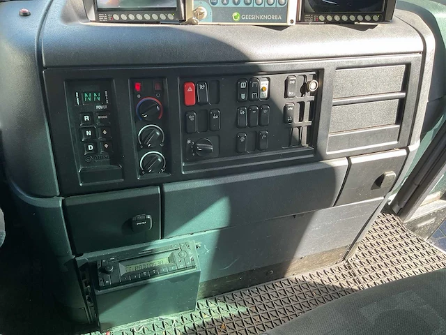 2013 mercedes-benz vuilniswagen vuilniswagen - afbeelding 27 van  40