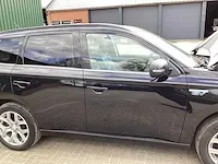 2013 mitsubishi outlander 2.0 phev instyle personenauto - afbeelding 15 van  30