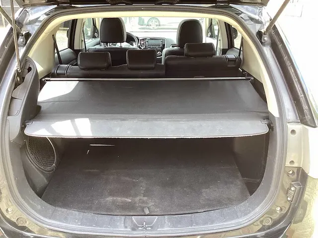 2013 mitsubishi outlander 2.0 phev instyle personenauto - afbeelding 22 van  30