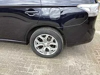 2013 mitsubishi outlander 2.0 phev instyle personenauto - afbeelding 26 van  30