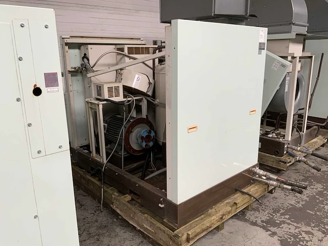 2013 mitsui seiki i-14075a olievrije compressor - afbeelding 2 van  9