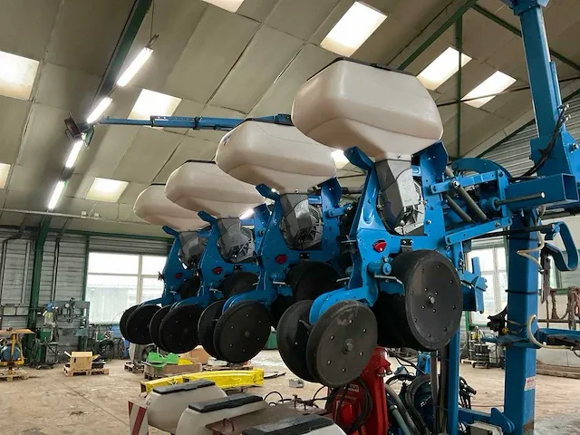 2013 monosem - ng plus - maiszaaimachine, 8-rijen - afbeelding 6 van  8