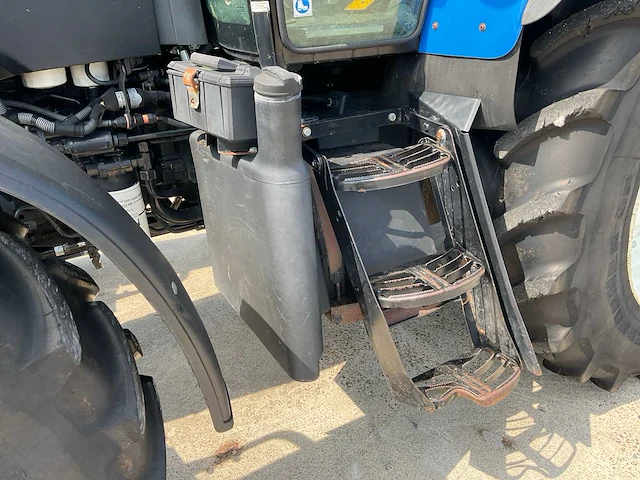 2013 new holland t5.105 vierwielaangedreven landbouwtractor - afbeelding 3 van  39