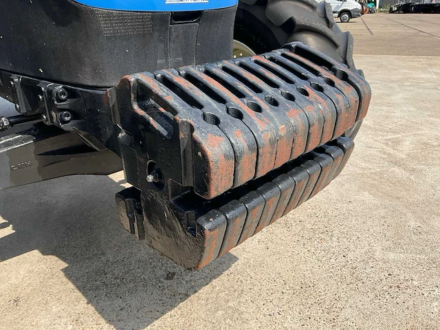 2013 new holland t5.105 vierwielaangedreven landbouwtractor - afbeelding 18 van  39