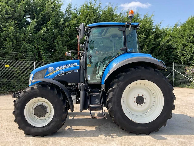 2013 new holland t5.105 vierwielaangedreven landbouwtractor - afbeelding 12 van  39