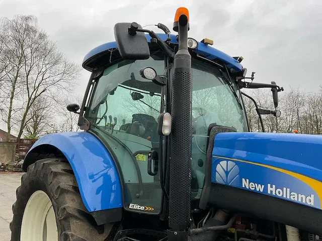 2013 new holland t6050 vierwielaangedreven landbouwtractor - afbeelding 4 van  27