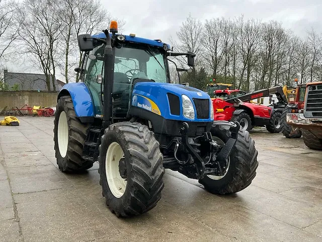 2013 new holland t6050 vierwielaangedreven landbouwtractor - afbeelding 12 van  27