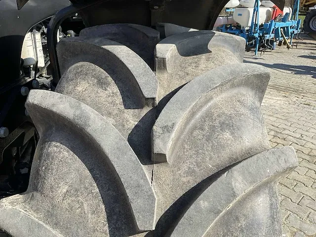 2013 new holland t6.160 blue power vierwielaangedreven landbouwtractor - afbeelding 2 van  35