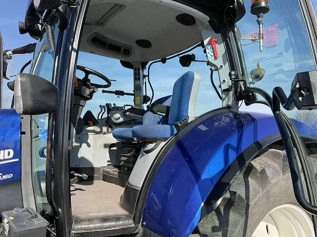 2013 new holland t6.160 blue power vierwielaangedreven landbouwtractor - afbeelding 18 van  35