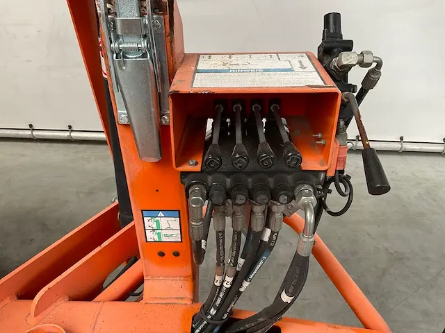 2013 niftylift 120tac telescoop hoogwerker aanhanger - afbeelding 11 van  15