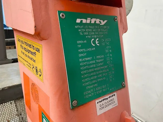 2013 niftylift 120tac telescoop hoogwerker aanhanger - afbeelding 13 van  15