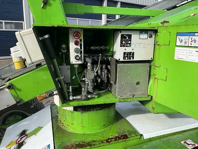 2013 niftylift hr12 mde hoogwerker - afbeelding 11 van  31