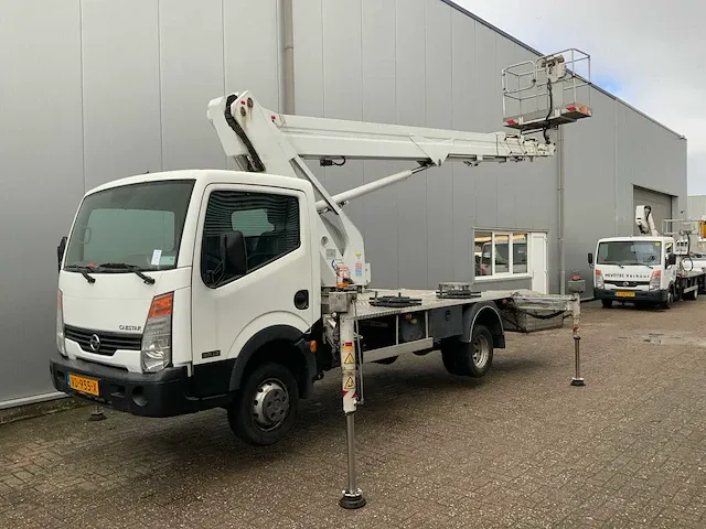 2013 nissan cabstar cmc pla250 autohoogwerker - afbeelding 24 van  25