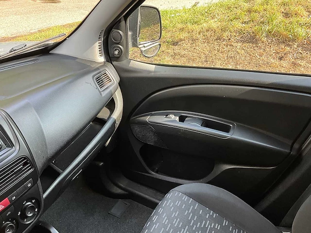 2013 opel combo 1.4 bedrijfswagen (benzine) vfv-51-p - afbeelding 10 van  29
