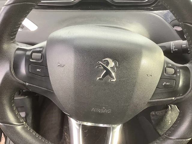 2013 peugeot 208 1.6 e-hdi allure personenauto - afbeelding 5 van  15