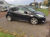2013 peugeot 208 1.6 e-hdi allure personenauto - afbeelding 8 van  15