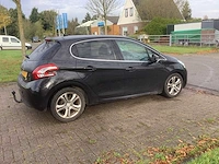 2013 peugeot 208 1.6 e-hdi allure personenauto - afbeelding 9 van  15