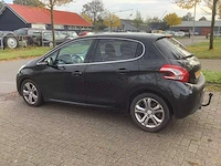 2013 peugeot 208 1.6 e-hdi allure personenauto - afbeelding 10 van  15