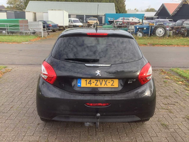 2013 peugeot 208 1.6 e-hdi allure personenauto - afbeelding 11 van  15