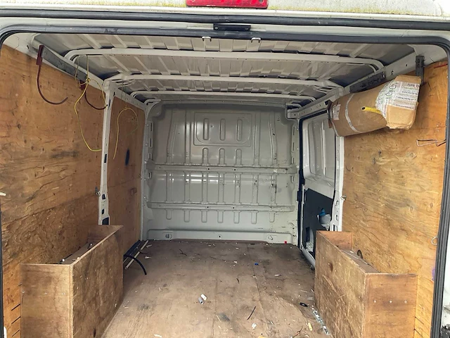 2013 peugeot boxer bedrijfswagen - afbeelding 8 van  35
