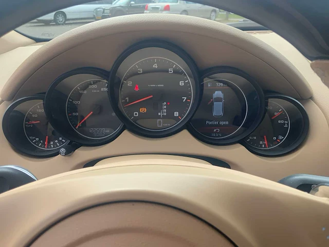 2013 porsche cayenne personenauto - afbeelding 22 van  49