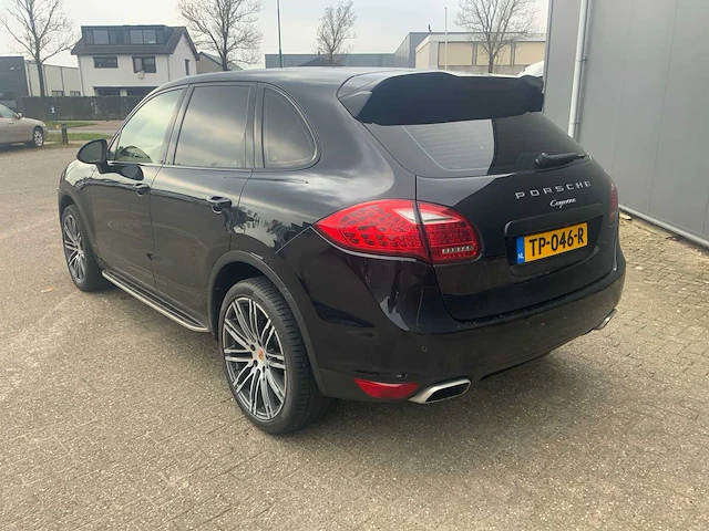 2013 porsche cayenne personenauto - afbeelding 46 van  49