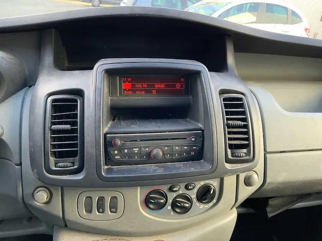 2013 renault trafic 2.0dci t27 l1h1 générique bedrijfswagen - afbeelding 8 van  25