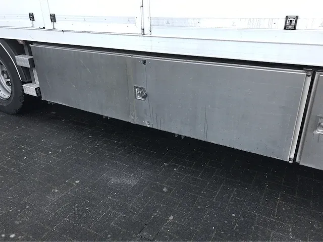 2013 scania g360 vrachtwagen - afbeelding 25 van  35