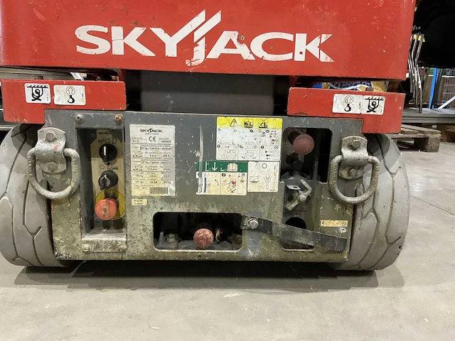 2013 sky jack sj 12 hoogwerker - afbeelding 14 van  16