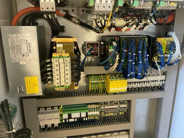 2013 spinner u-1520 cnc bewerkingscentrum - afbeelding 42 van  95
