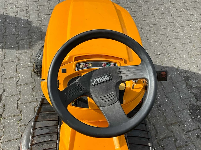 2013 stiga estate njs 102 hydro zitmaaier - afbeelding 2 van  15