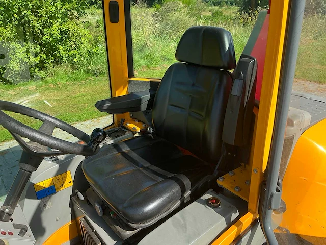 2013 stiga titan 740 dc 4wd grasmaaier - afbeelding 14 van  28