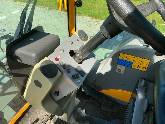 2013 stiga titan 740 dc 4wd grasmaaier - afbeelding 15 van  28