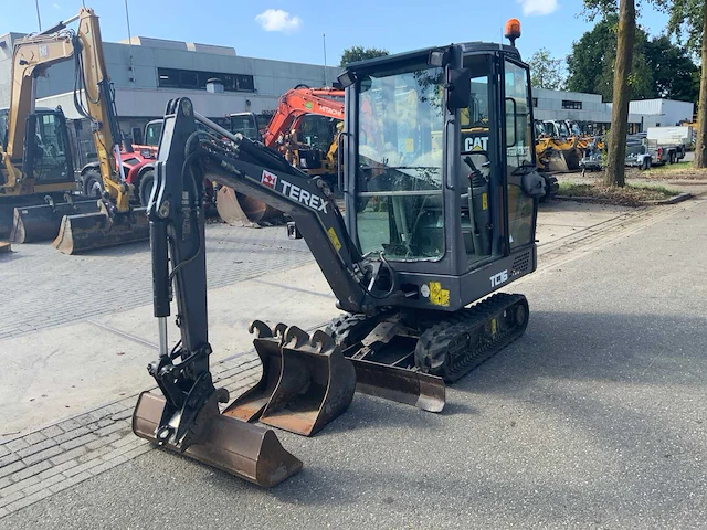 2013 terex tc16 rupsgraafmachine - afbeelding 14 van  29
