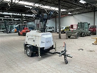 2013 tower light superlight vt1 floodlightset - afbeelding 5 van  12