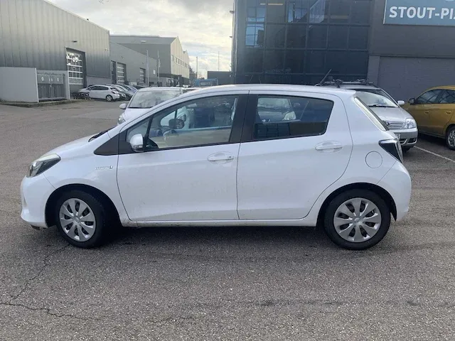 2013 toyota yaris personenauto - afbeelding 8 van  17