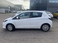 2013 toyota yaris personenauto - afbeelding 8 van  17