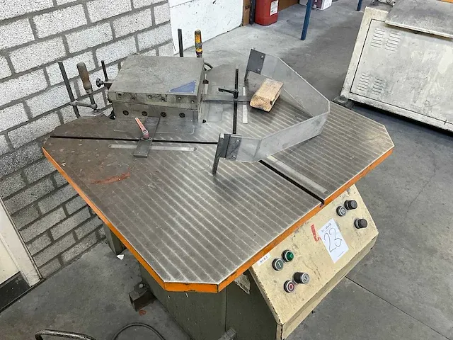 2013 tumakon tu 250/6 zaagmachine - afbeelding 4 van  7