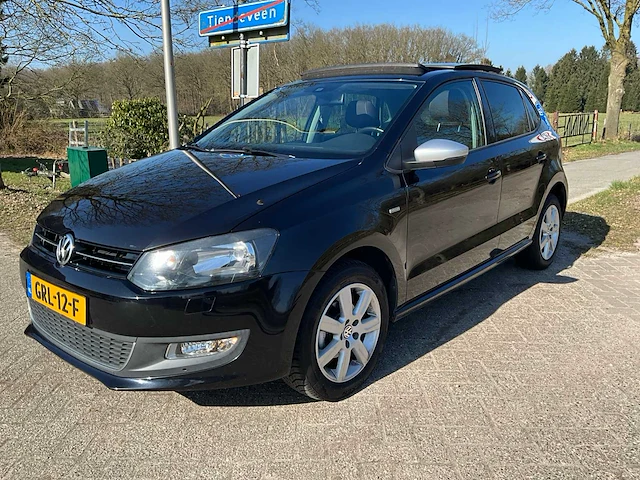 2013 volkswagen polo 1.2 match personenauto - afbeelding 1 van  40