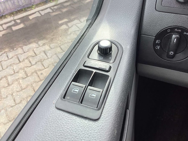 2013 volkswagen transporter kombi bedrijfswagen - afbeelding 7 van  17